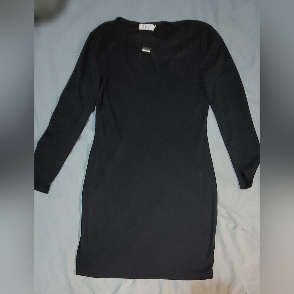 Often Black Top with Silver Accent